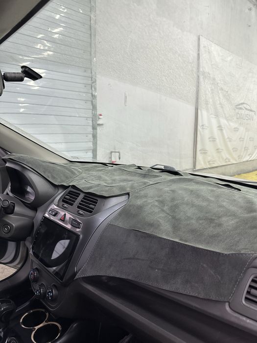 Накидка на панель Cobalt