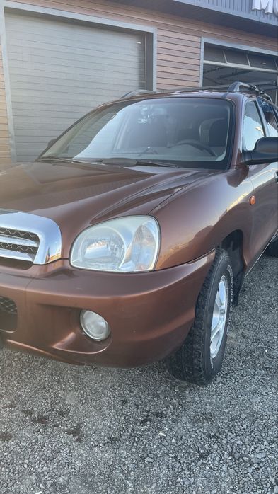 Hyundai santafe короссовер