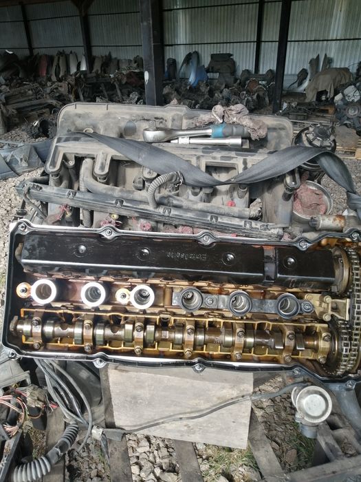 Двигатель бмв м 54  2,5