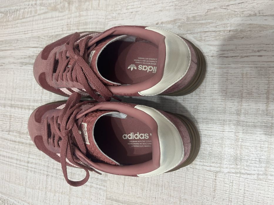 Маратонки Adidas модел Gazelle