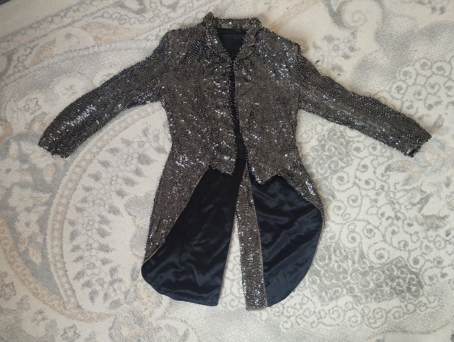 Костюм пиджак Кайрата Нұртаса