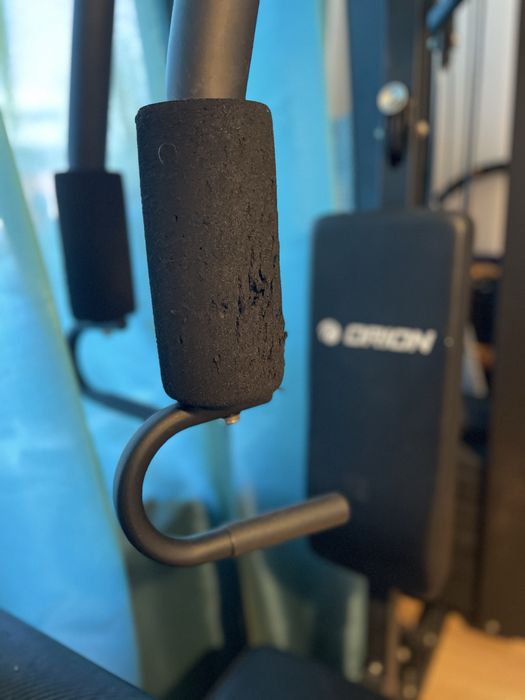 Aparat multifuncțional fitness (home gym)