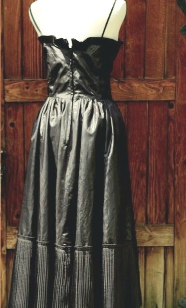 Rochie vintage neagra deosebita