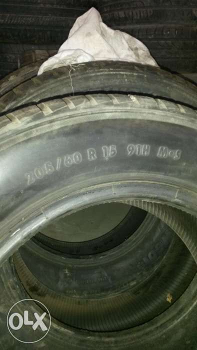 Продаю зимние шины