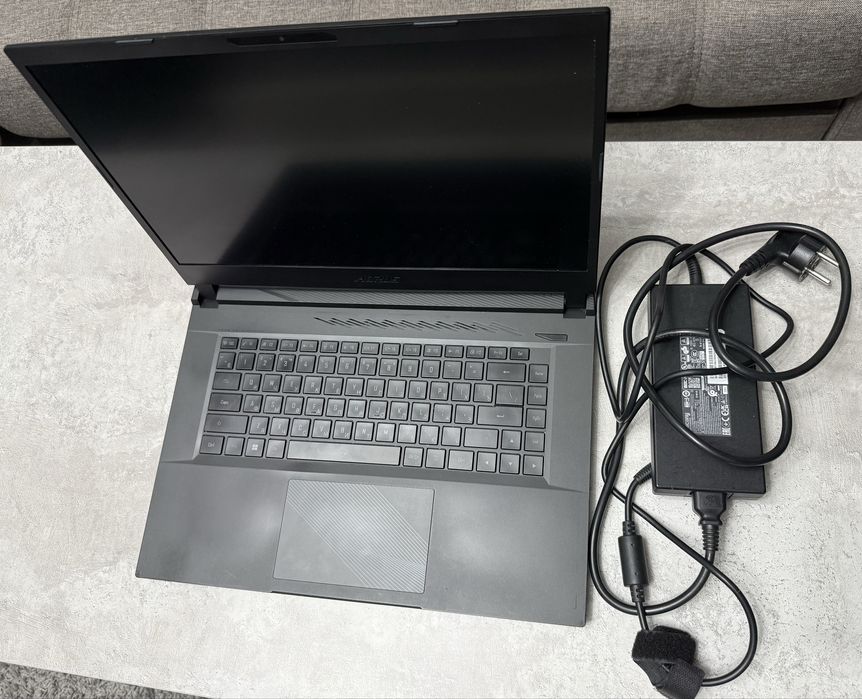 Ноутбук Gigabyte AORUS 15