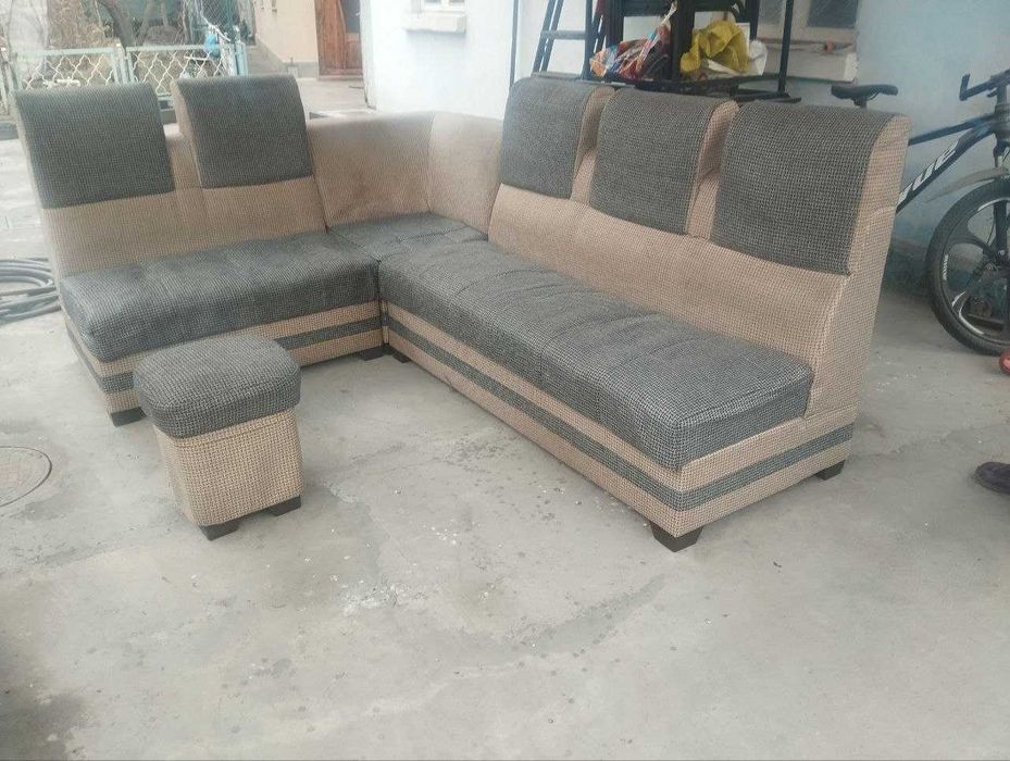 Срочно продается мягкий уголок