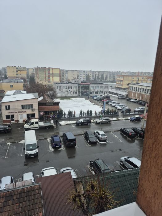 Dau in chirie apartament cu 2 camere in Turda  in micro3 str Toamnei