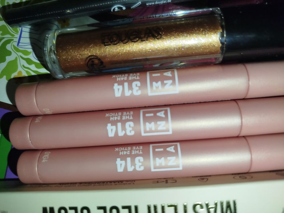 Нова козметика Douglas, Nl beauty