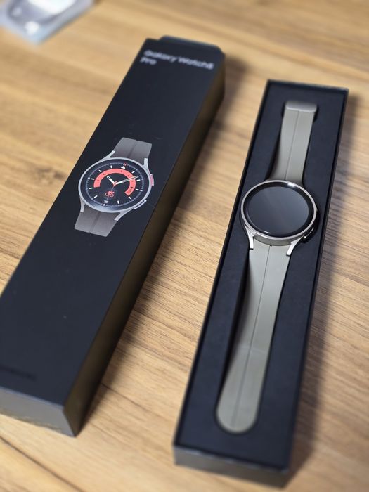 Samsung Galaxy Watch 5 pro Titanium SM-R920