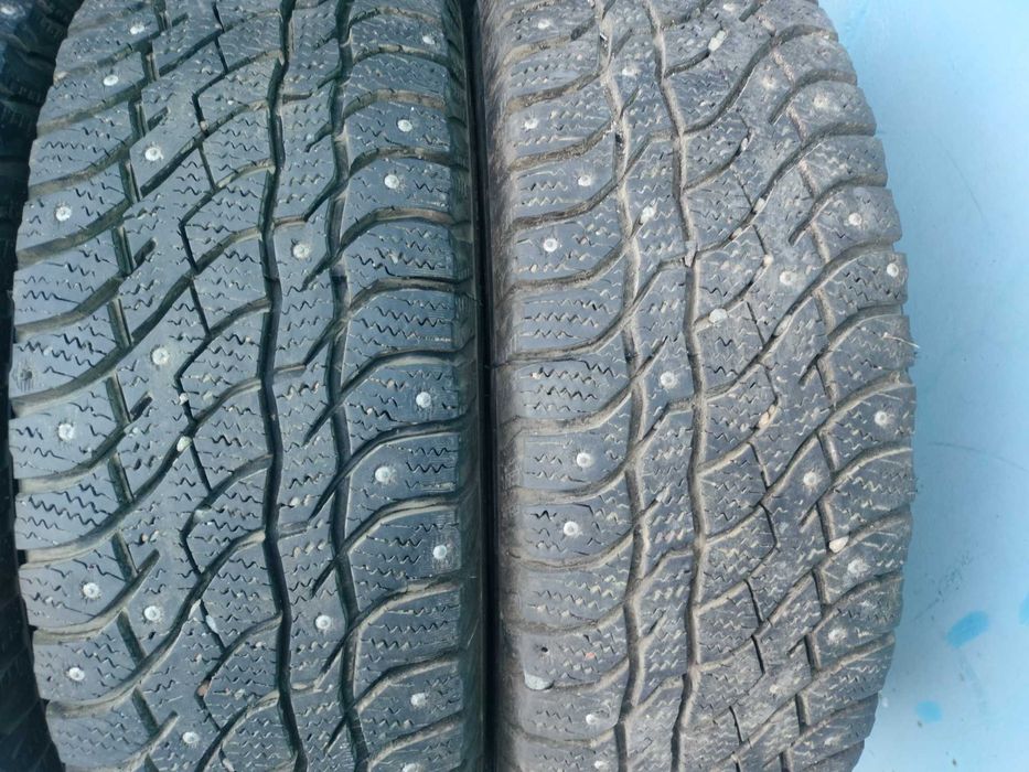 Комплект зимних шин 215\65\16