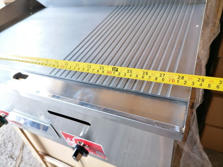 Газова скара гладка професионална оребрена плоча-дюнер обурудване