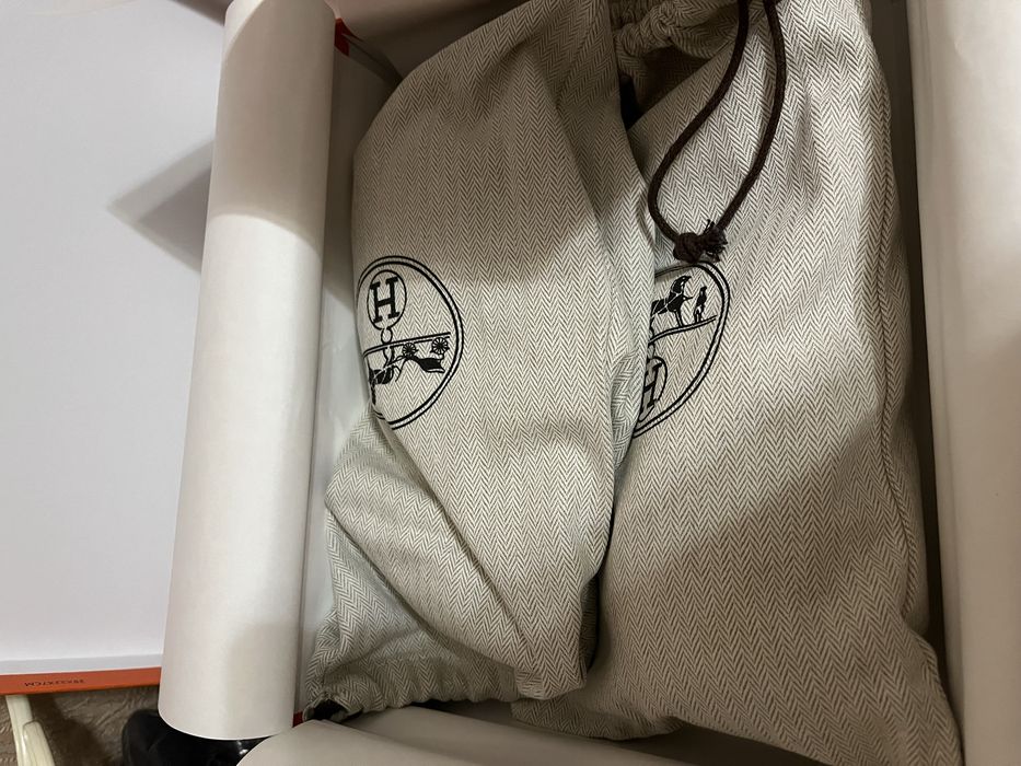 Срочно Hermes шлепка продается