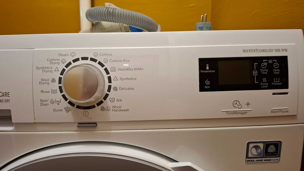 Masina de spalat rufe cu uscator Electrolux 9 kg