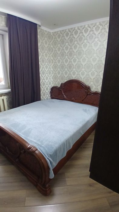 Продам кровать вместе с матрасом!