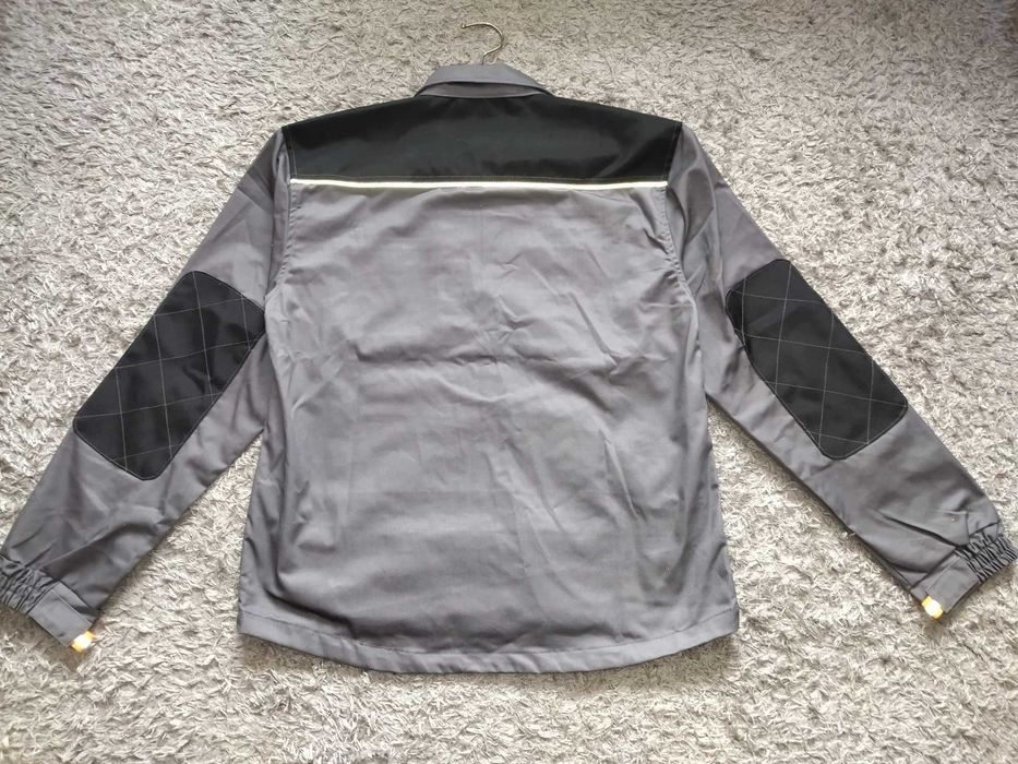 Чисто ново яке Stenso