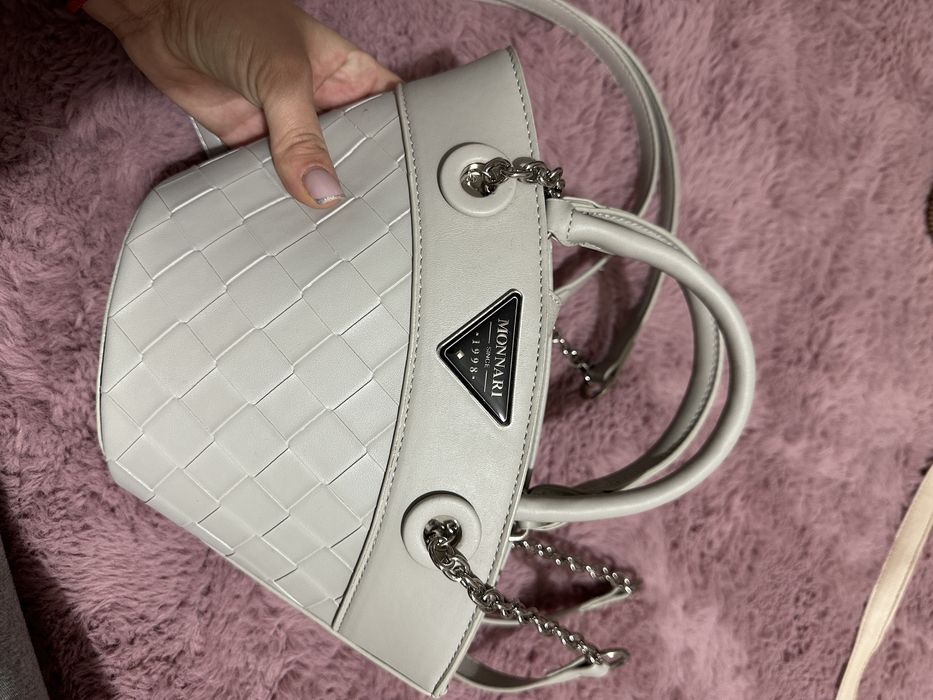 Poseta piele naturala