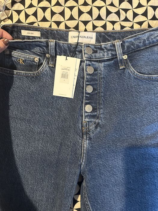 Оригинални дънки Calvin Klein M размер