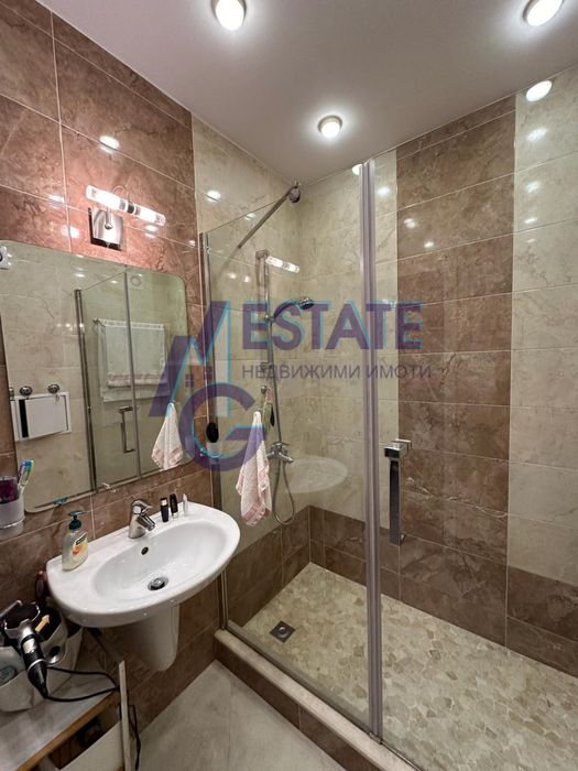 Продава се Тристаен апартамент в Поморие - 91 кв.м за 1868 €/кв.м - Снимка #12