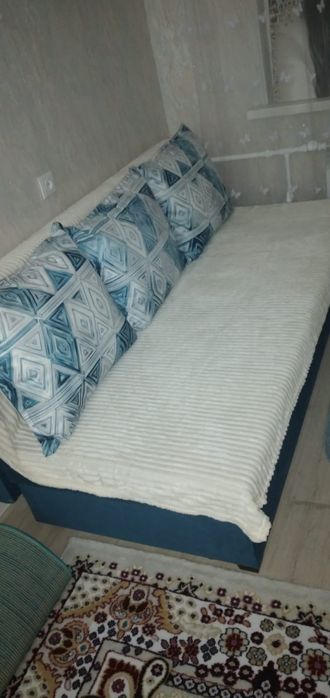 Диван сатылады срочно