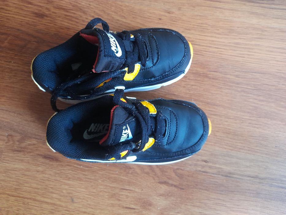 Nike Air max 90 детски маратонки 25 номер.