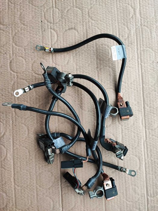 Антена за таван AUX кабел и кабел за акумулатор от Мерцедес