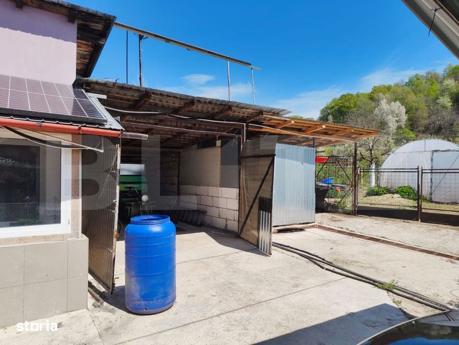 Casa P+1+M, 197 mp, teren 2.714 mp, zona Pucioasa