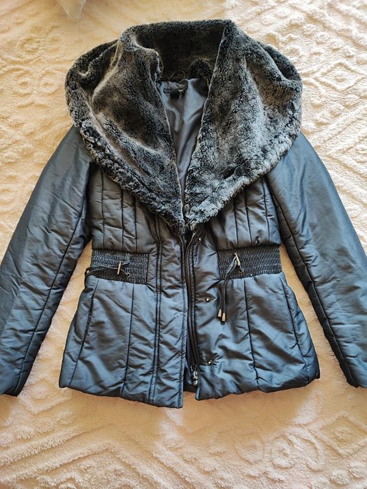 Продавам дамско яке