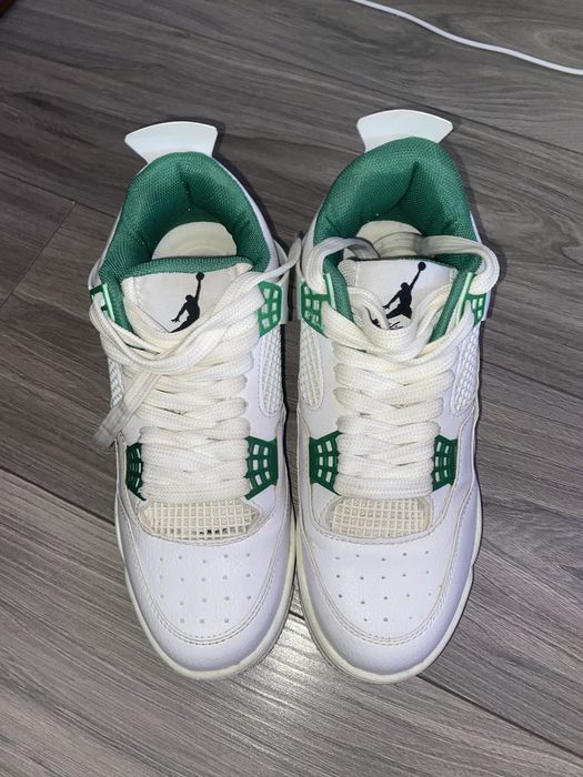 Jordan 4 marimea 40