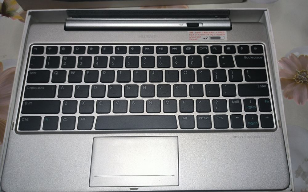 Планшет Huawei mediapad 10 fhd + клавиатура