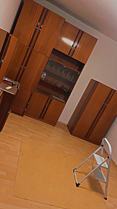 Холна секция - дървена