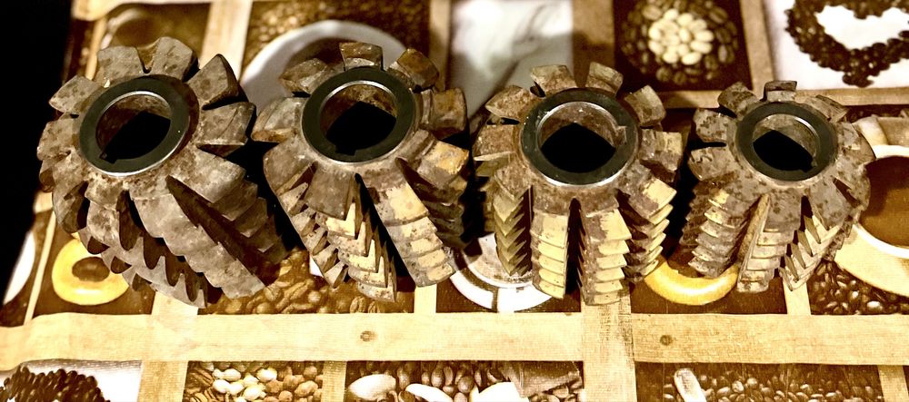 Червячные фрезы новые