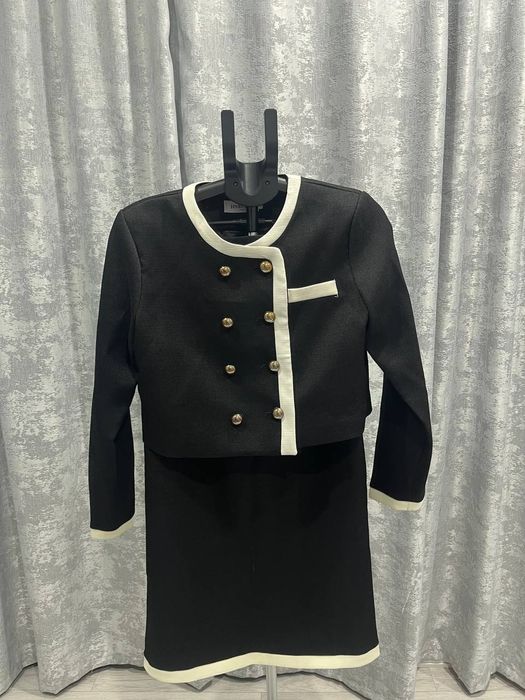 Платья,  состояние отличное