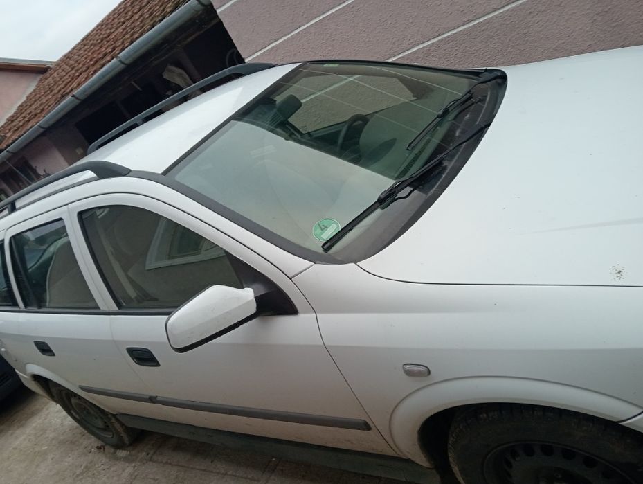 Opel Astra 1,2 benzina