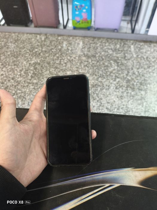 Iphone Xr в хорошем состоянии