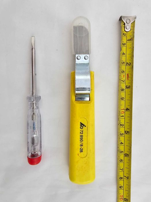 Немски комплект: фазомер-отвертка + предпазен държач (Made in Germany)