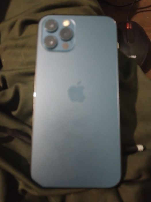 Iphone 12 pro 256gb като нов