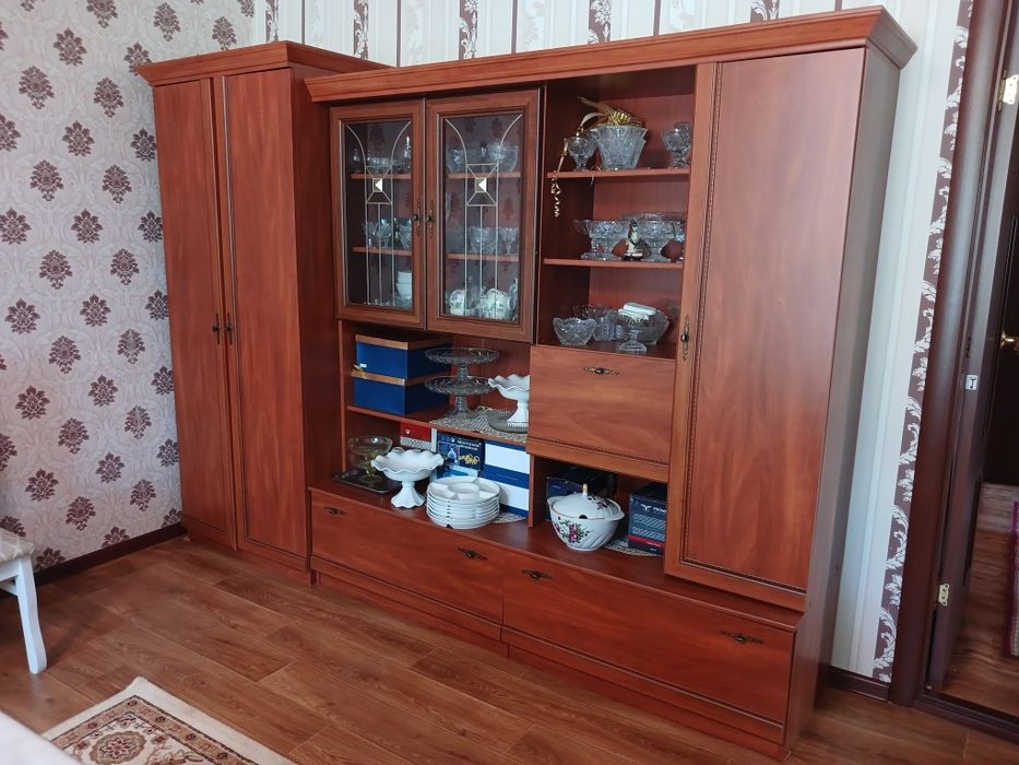 Продам стенка новый