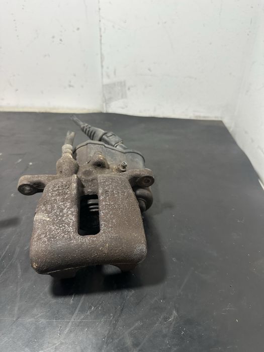 Etrier frana stanga spate Audi A6 C6 2005-2010 Etrier dreapta spate