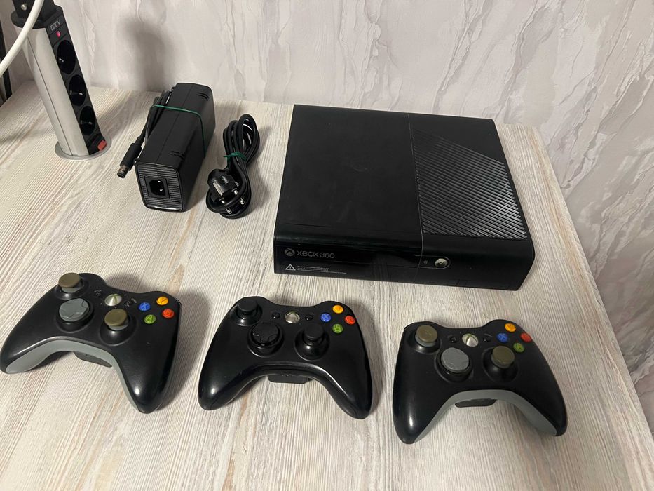 Xbox 360 e, 500 gb