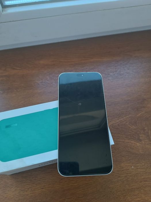 Honor x8c в хорошем состоянии