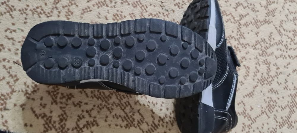 Продаются туфли на мальчика