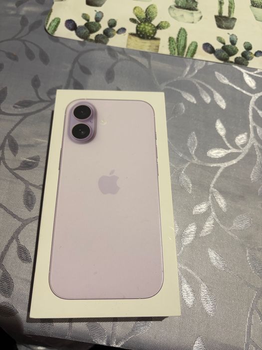Смартфон iPhone 17