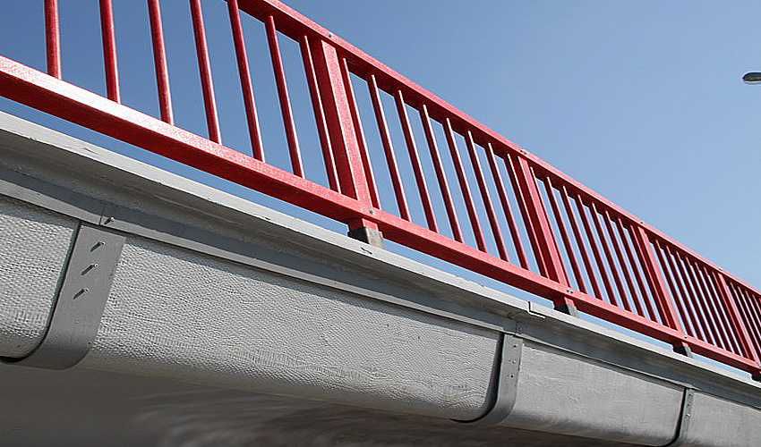 Kvadrat va dumaloq trubadan tayyorlangan maxsus  panjaralar