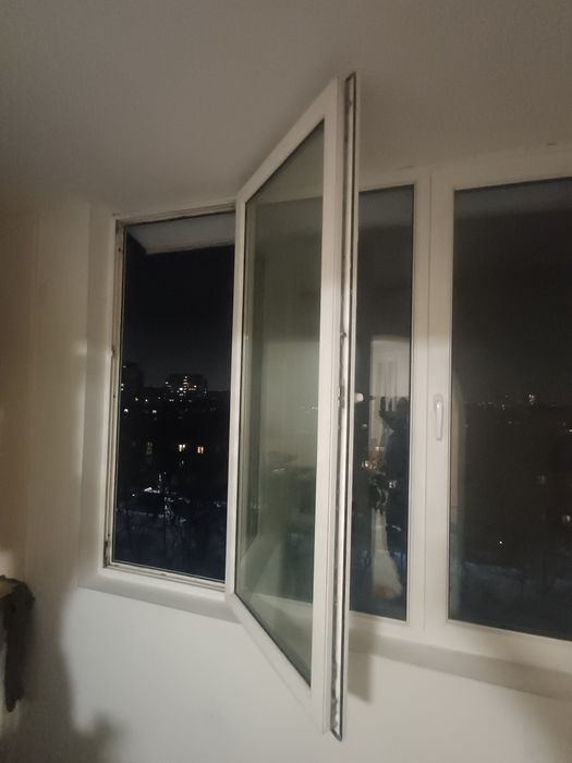 Продавам PVC  дограма