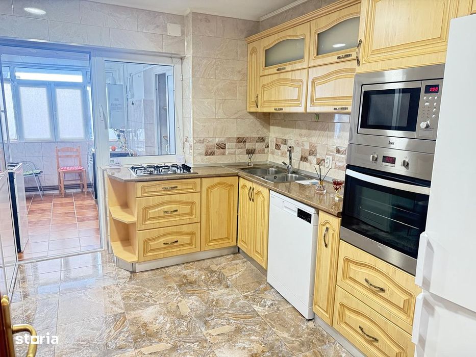 Inchiriere apartament 4 camere, de lux, Targoviste, ultracentral