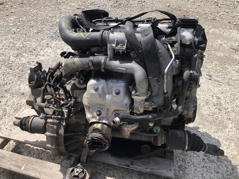 Motor mazda 2.2d cod R2AA Mazda CX7, Mazda 3. Mazda 6 etc Campina • OLX.ro
