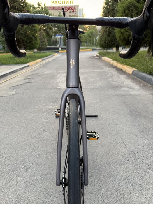 Велосипед Шоссейный Twitter C6