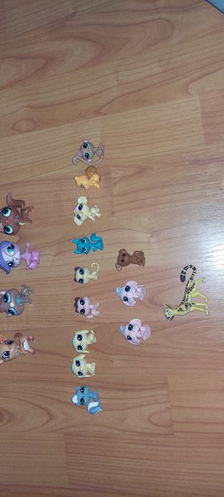 Figurine LPS mari si mici 15-30 de lei