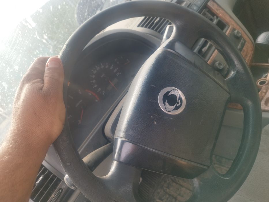 Ssang Yong Rekston на части