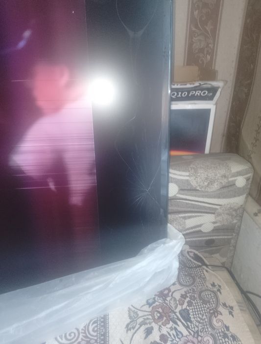 Телевизор Yasin 65Q10 pro